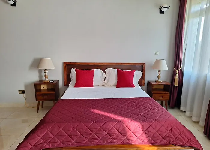 Windsor Family Home Apartments