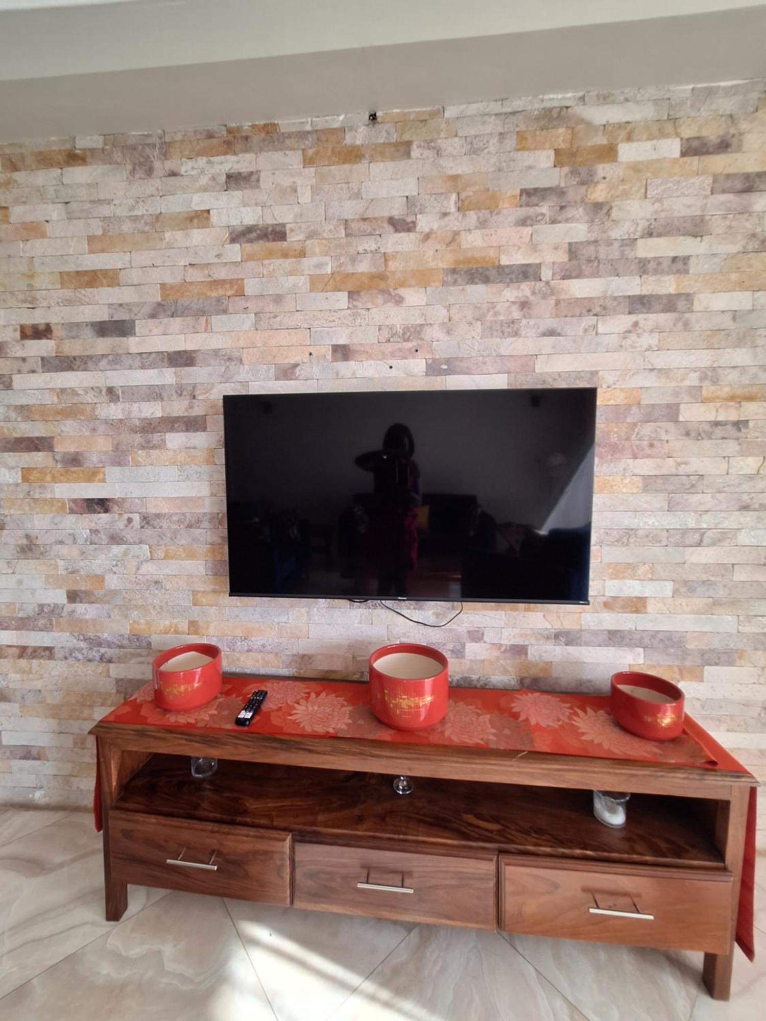 Homestay Windsor Family